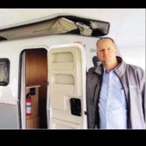 Meet your Posher, Kyle